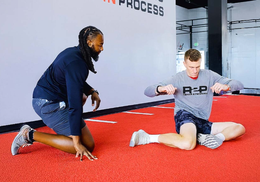 physical therapy active adult rehab 2 perform sports