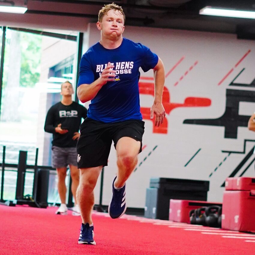 performance-based physical therapy athlete running rehab 2 perform